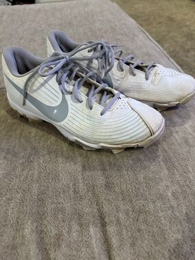 Nike White and Light Gray Molded Cleats